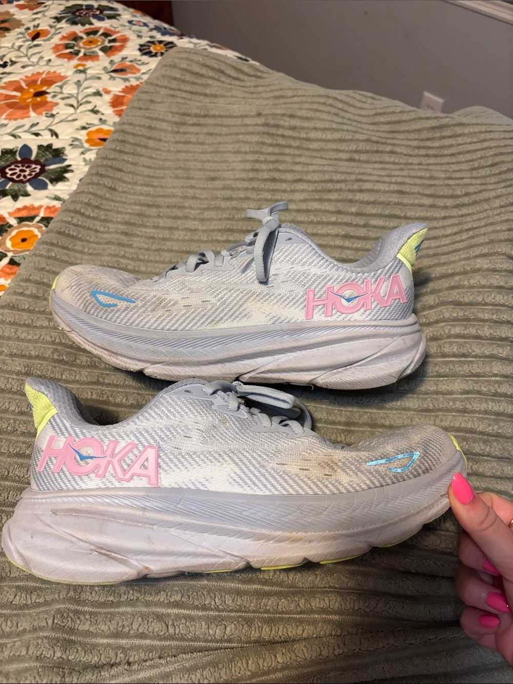 Hoka Clifton 9